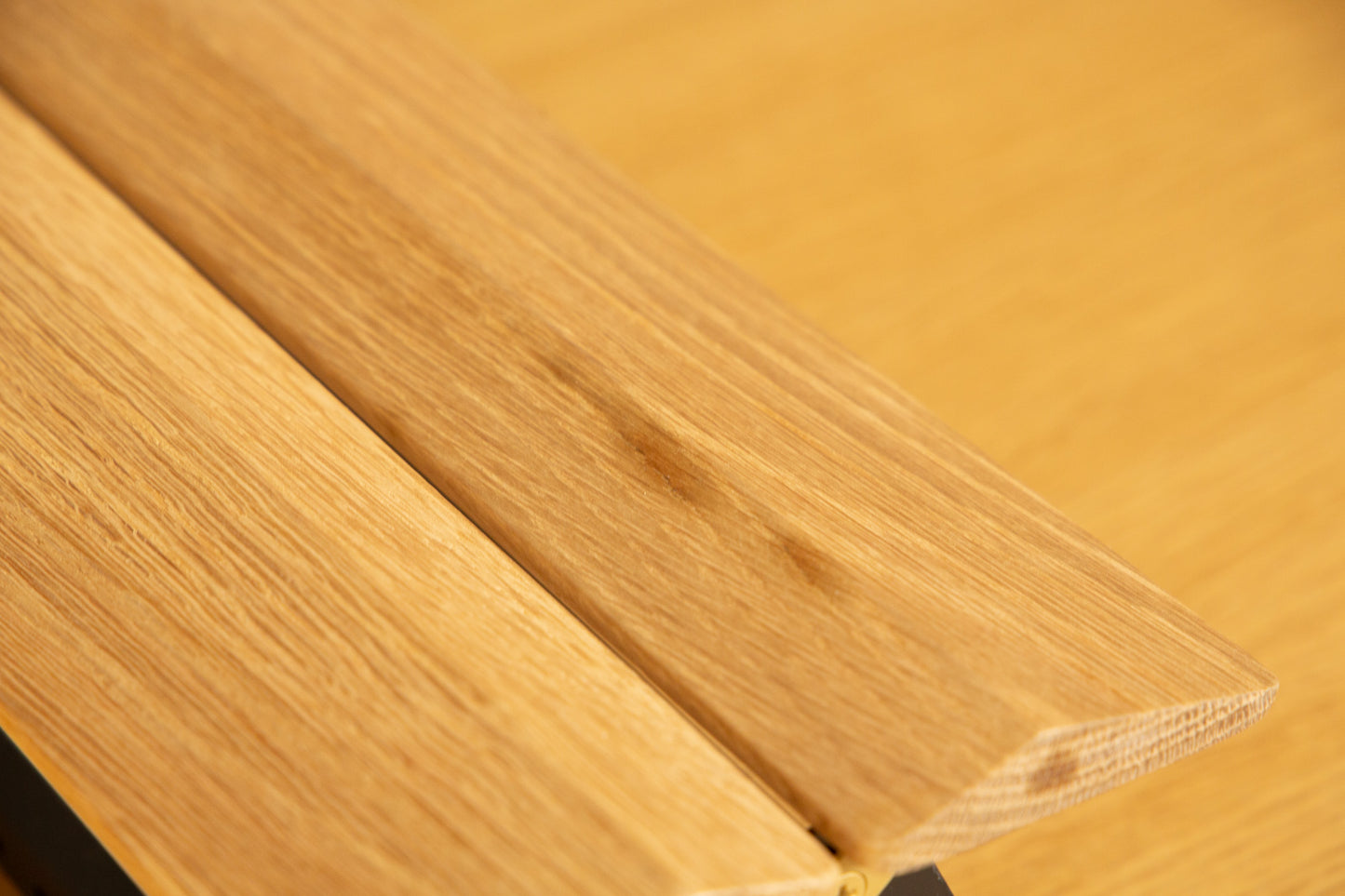 Ada Oak 10 - Damp rated